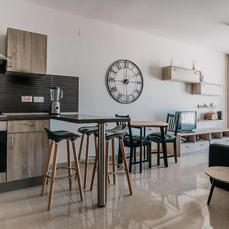 Bigibba's Heart 1br Flat *